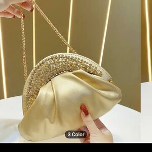 Chic Gold Crystal-Embellished Clutch